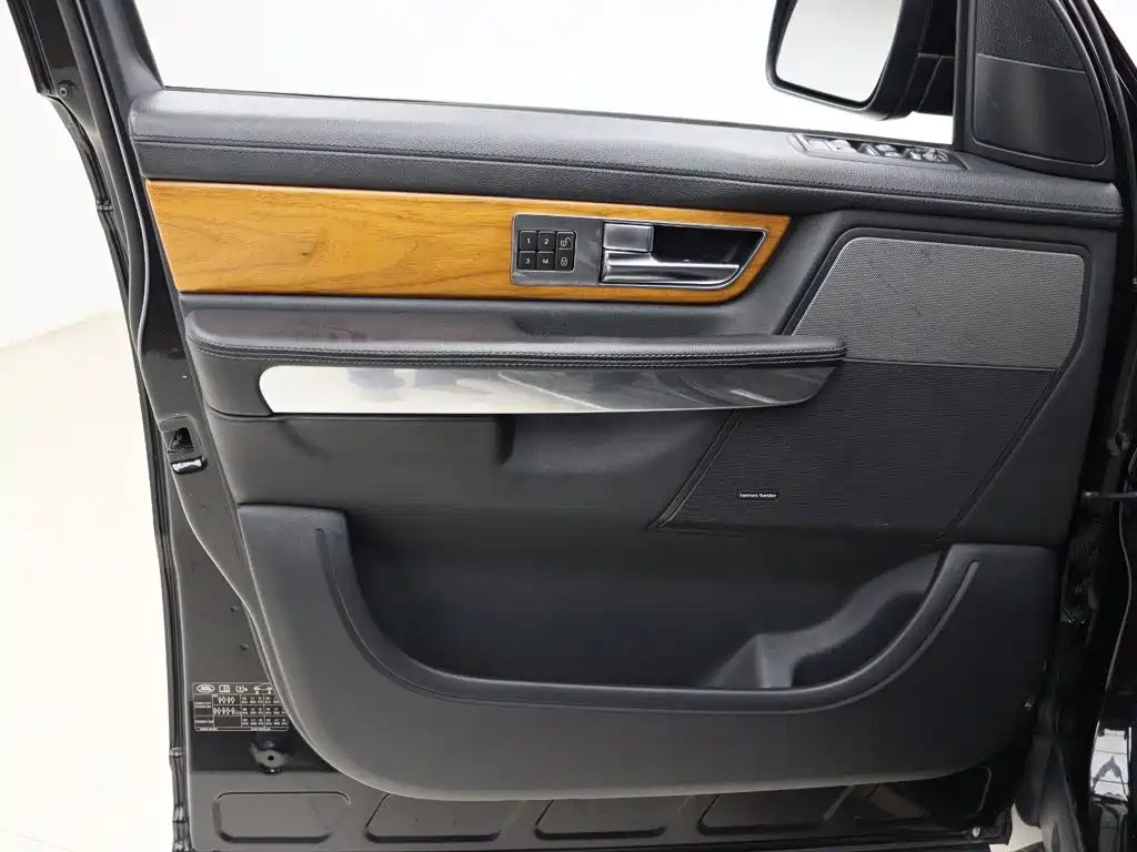 Photo 6 - Land Rover Range Rover Sport