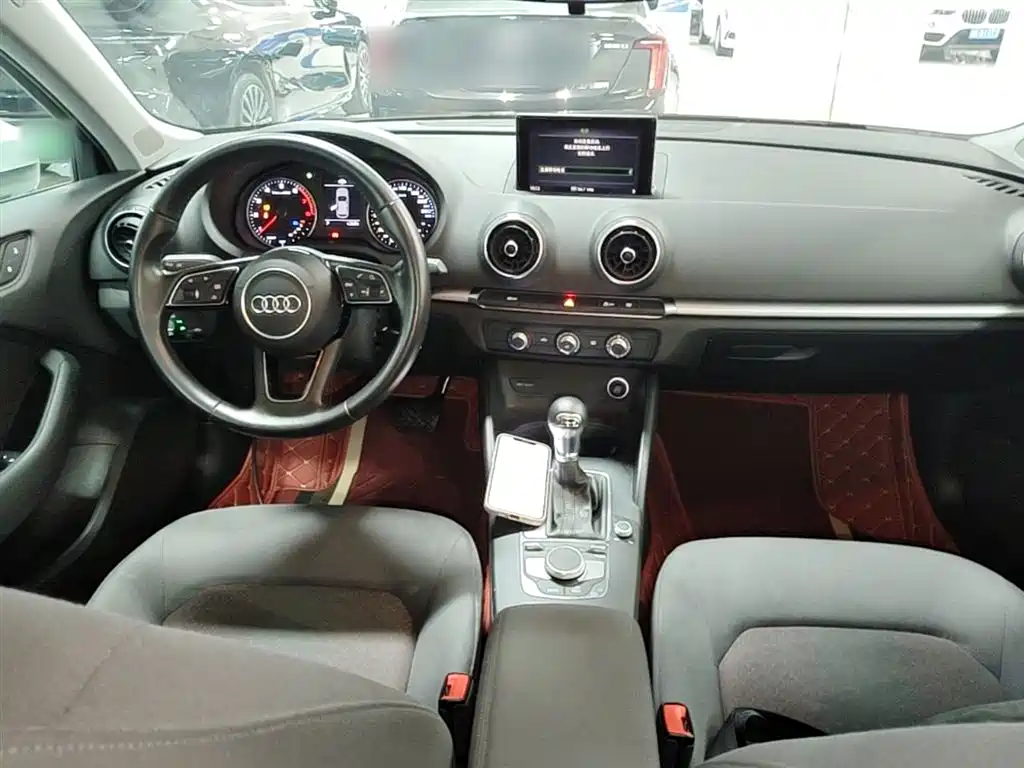 Audi A3 2018 30th Anniversary Sportback 35 TFSI Progressive фото 10