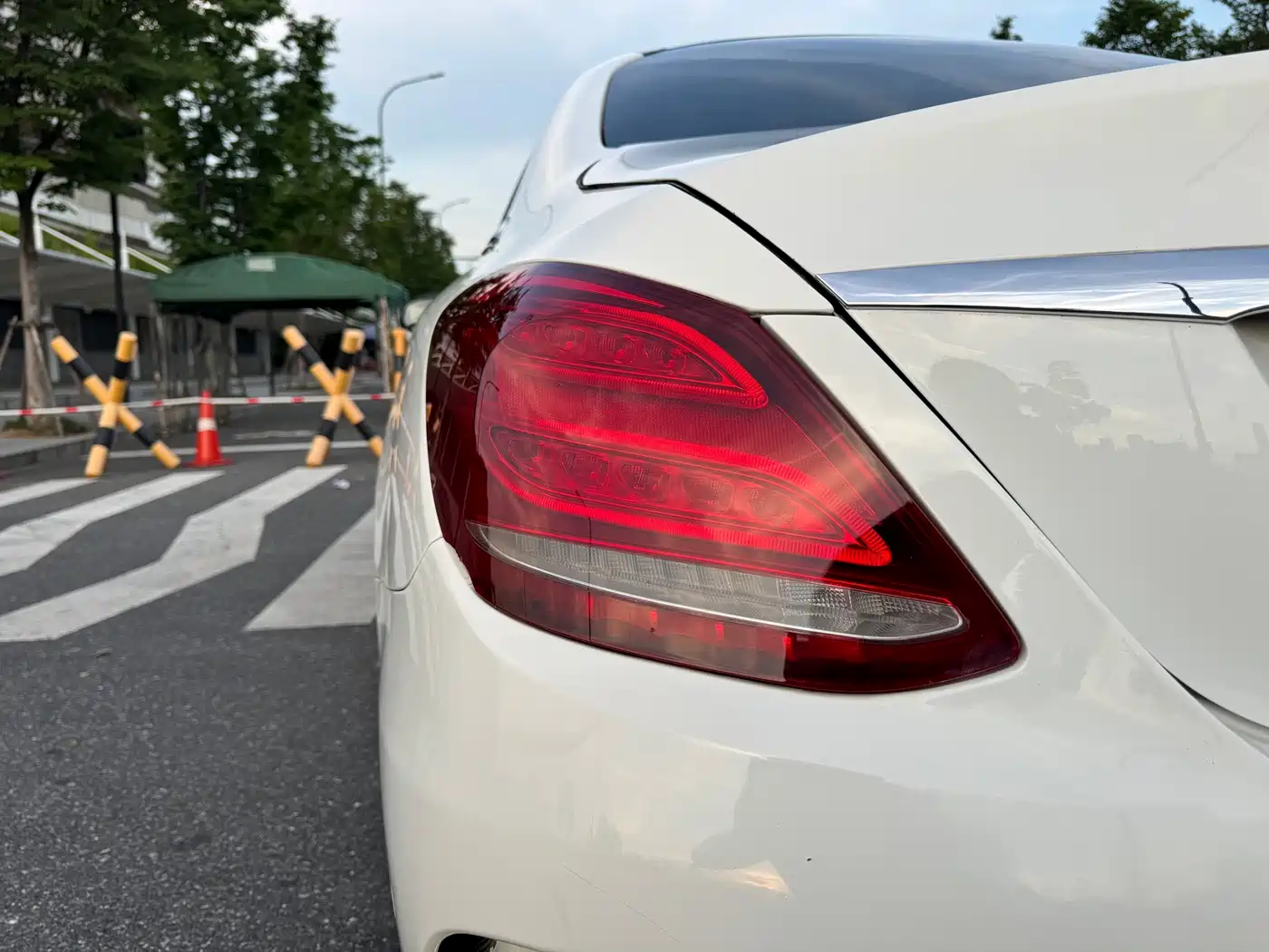 Mercedes-Benz C-Class 2015 Facelift C 200 L Sport фото 23
