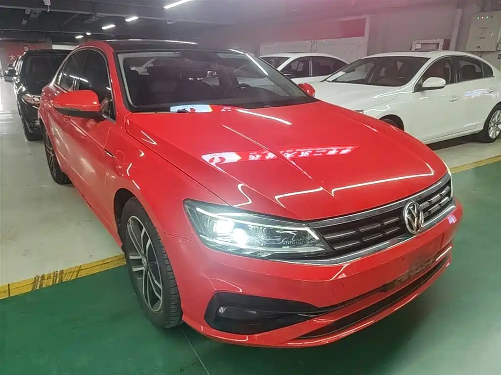 VOLKSWAGEN LINGDU