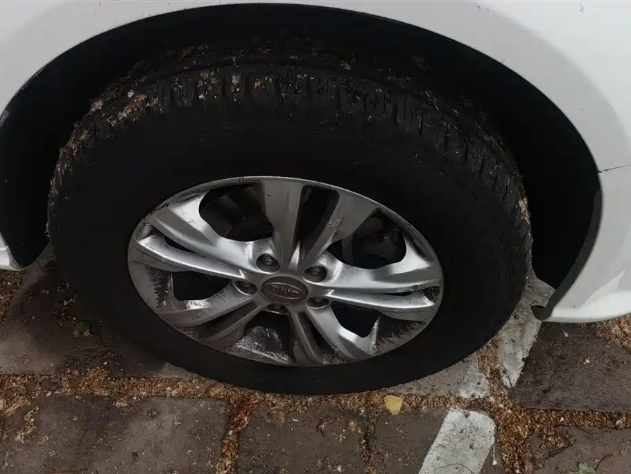 BYD e6 2016 400 Elite Edition фото 6