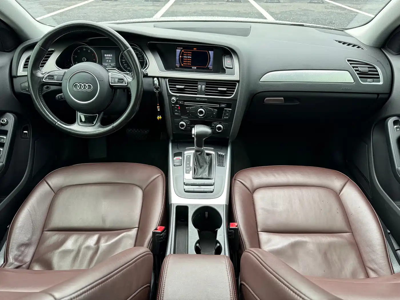 Audi A4L 2016 35 TFSI Automatic Standard фото 18