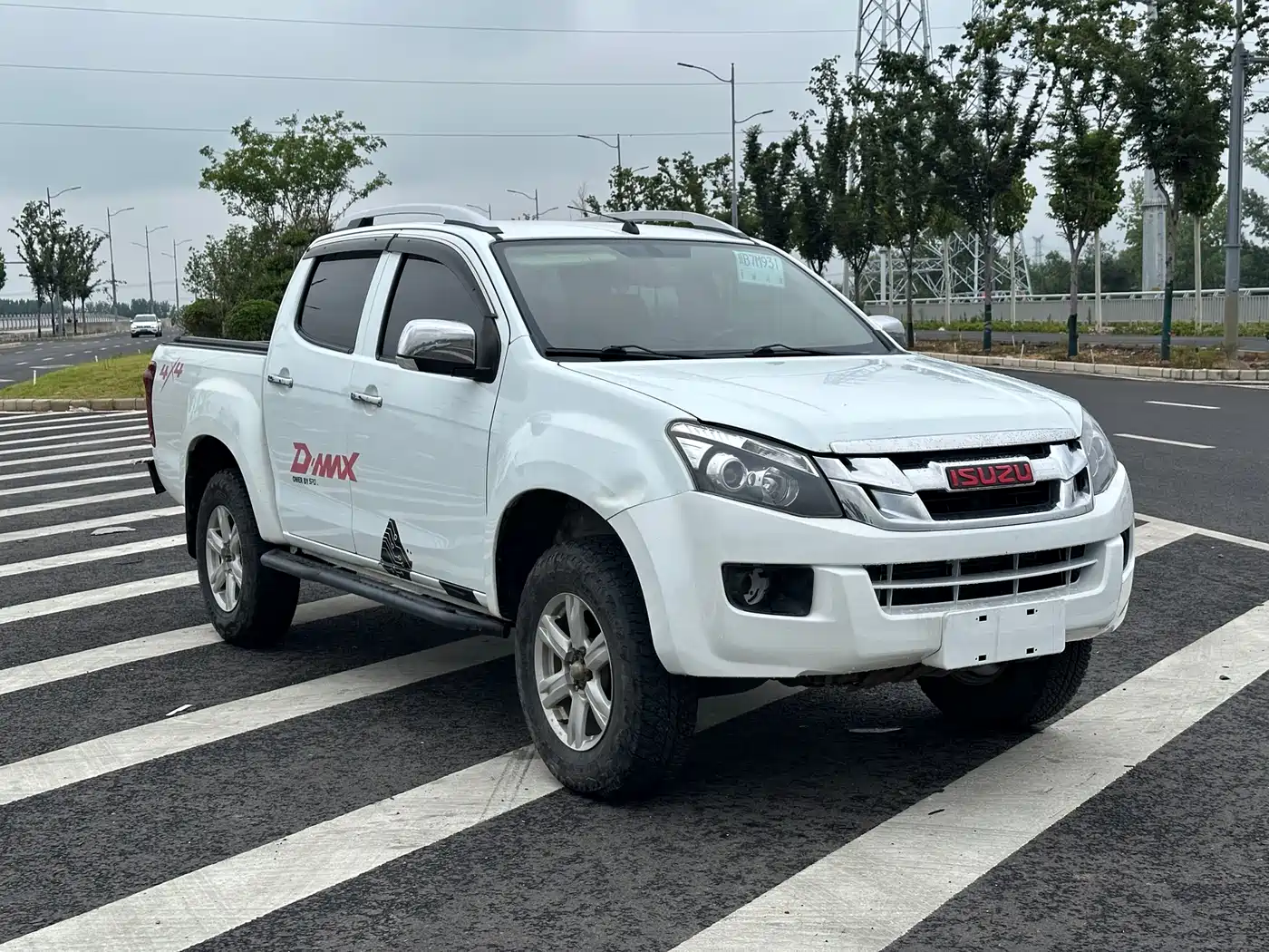 Isuzu D-MAX 2018 2018 3.0T 4WD Automatic Ultra Luxury 4JJ1-TC HI