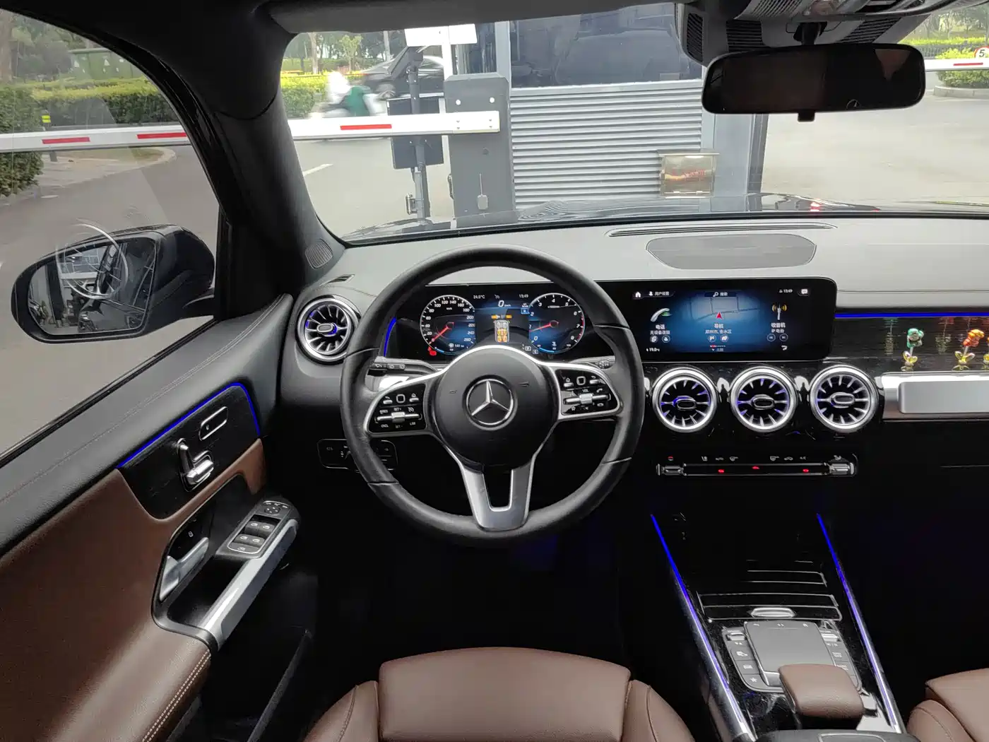 Mercedes-Benz GLB 2023 GLB 220 4MATIC фото 13
