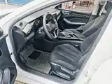 Фото 5 - Roewe i5