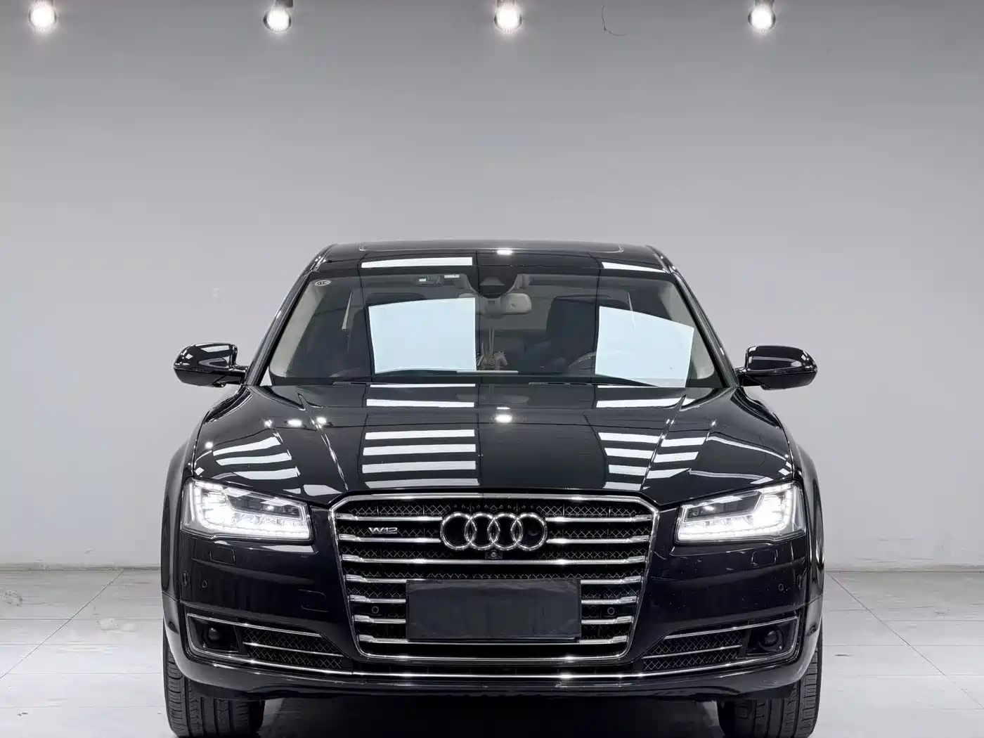 Photo 1 - Audi A8