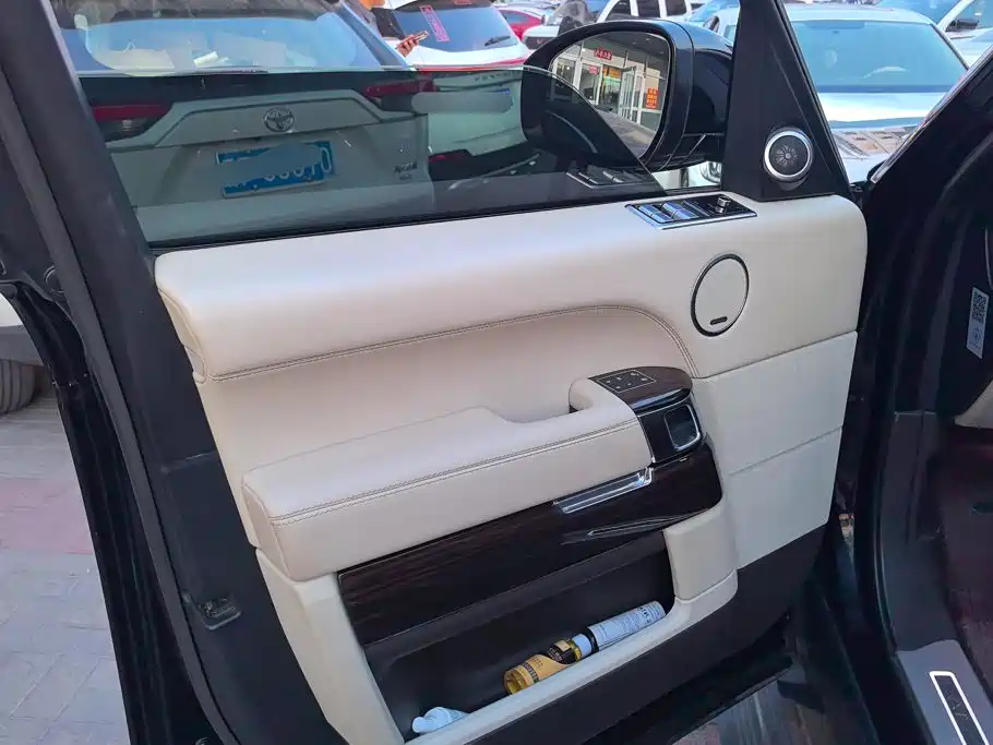 Фото 7 - Land Rover Range Rover