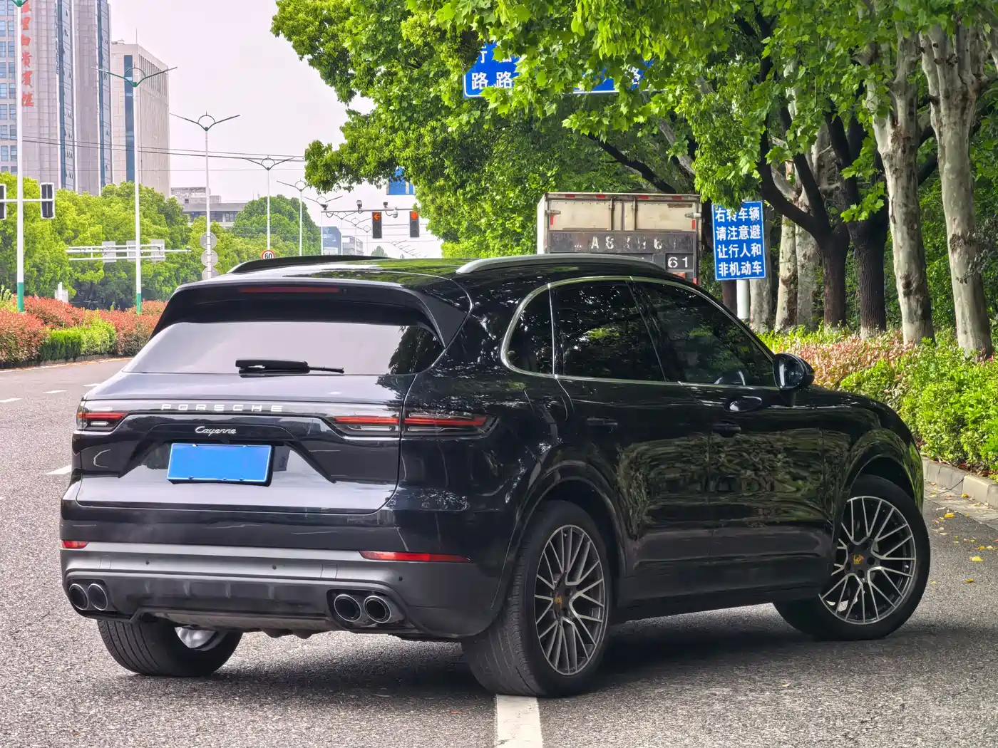 Porsche Cayenne 2019 Cayenne 3.0T фото 3