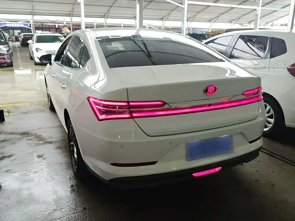 BYD Qin Pro 2020 2020 Surpass Edition 1.5TI Manual Luxury