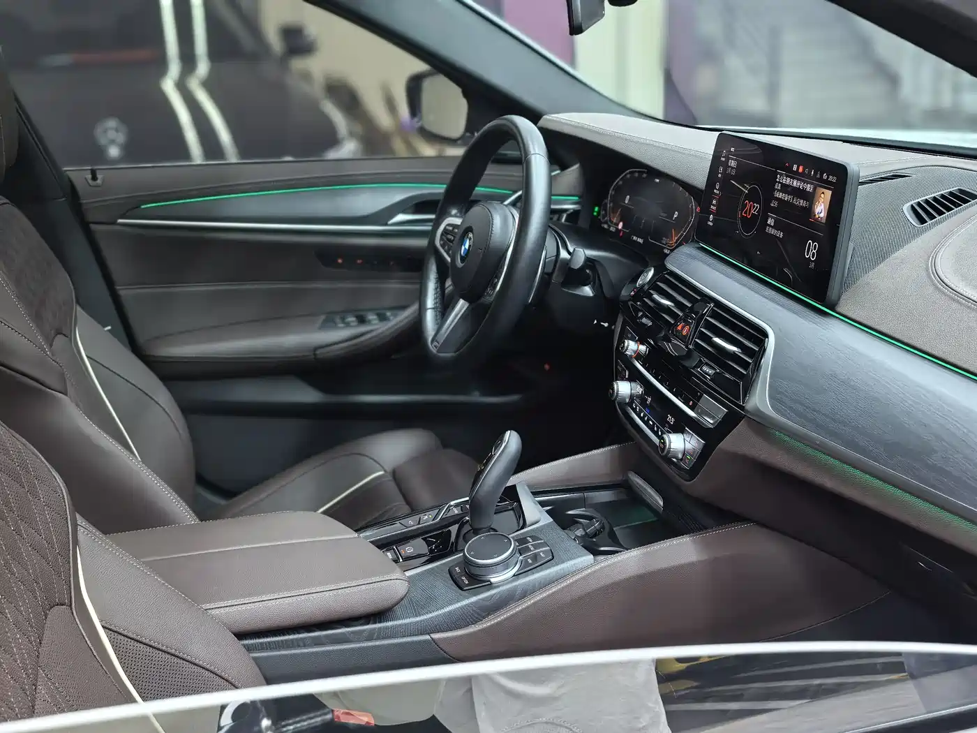 BMW 5 Series 2022 530Li Exclusive M Sport Package фото 15