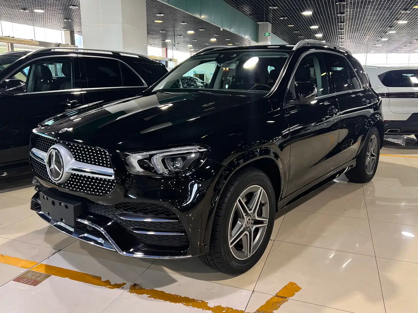 Mercedes-Benz GLE 2020 Facelift GLE 450 4MATIC Luxury фото 2