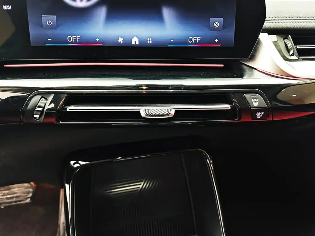 BMW X1 2023 sDrive20Li X Design Package фото 15