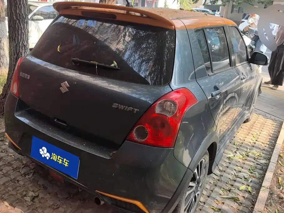 صورة 3 - Suzuki Swift