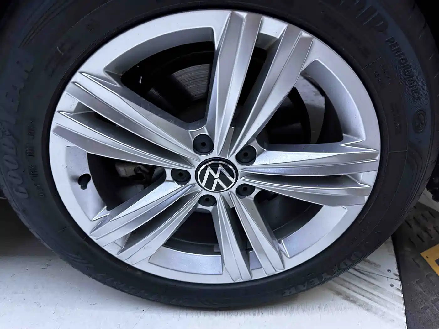 Volkswagen Magotan, миниатюра 13