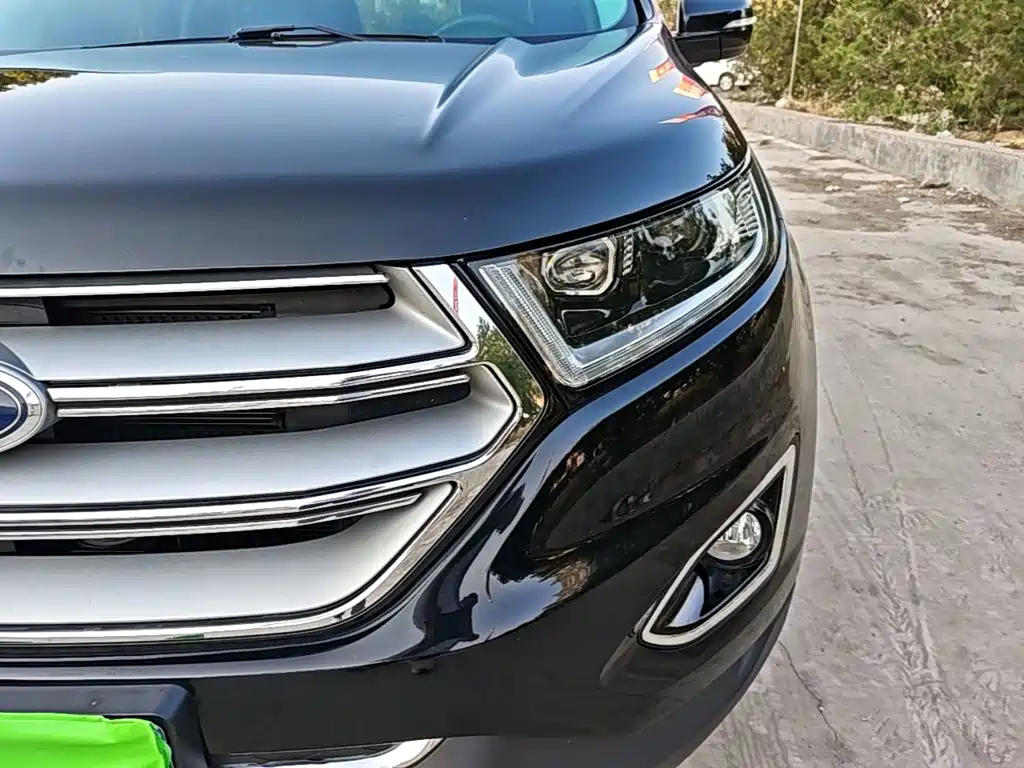 Ford Edge 2018 2016 EcoBoost 245 2WD Luxury 7-Seater