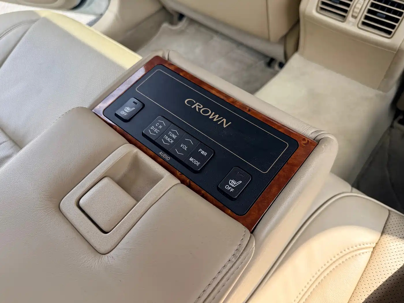 Toyota Crown 2007 3.0L Royal Saloon Fashion Navigation фото 16