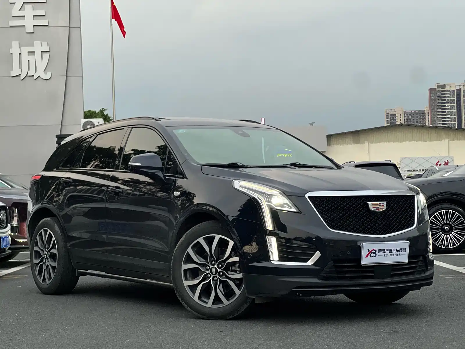 Фото 3 - Cadillac XT5