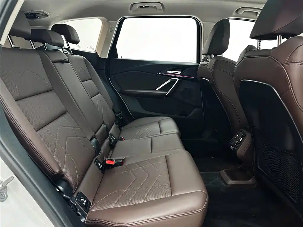 BMW X1 2023 sDrive20Li X Design Package фото 23