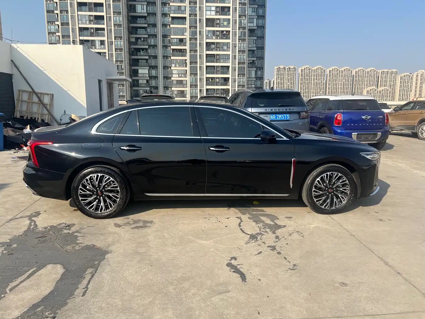 Hongqi H5 2024 2.0T Automatic Smart Connect Flag Leader Edition фото 16