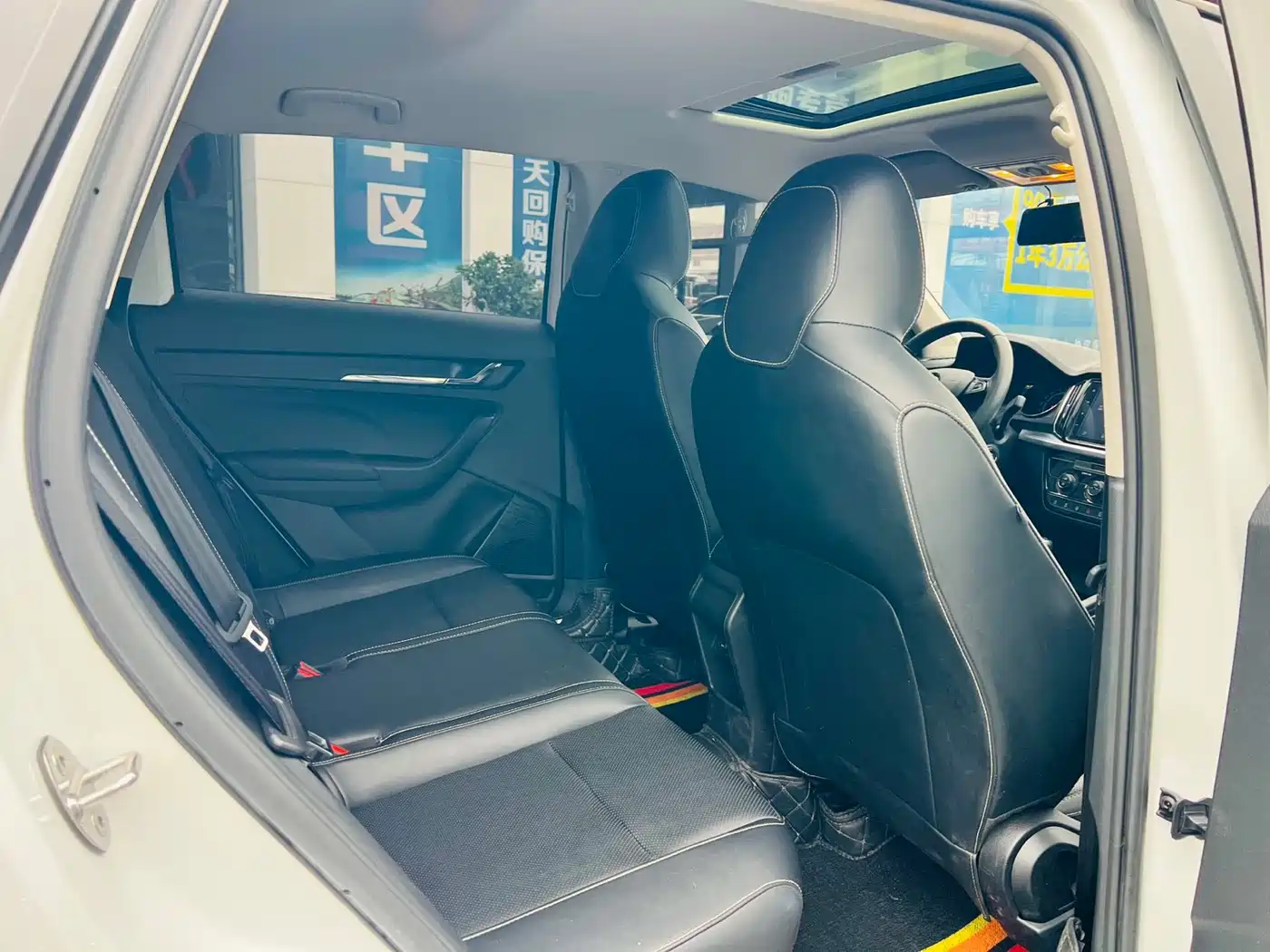 Škoda Kamiq 2022 1.5L Automatic Comfort Edition фото 7