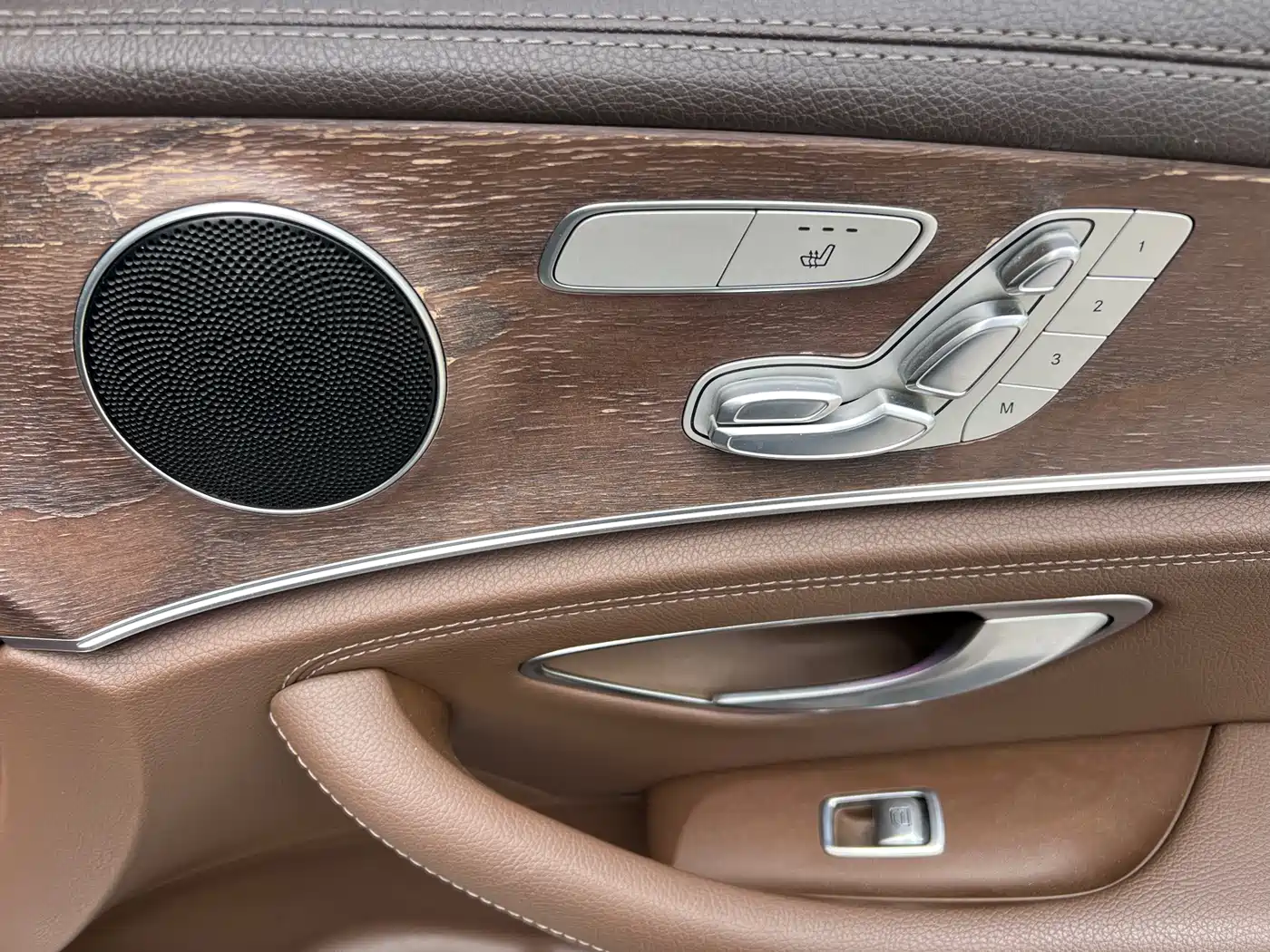Mercedes-Benz E-Class 2017 E 300 L Luxury фото 16