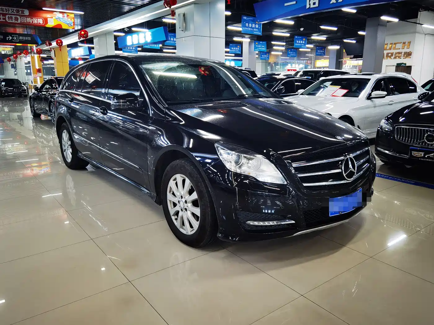 Mercedes-Benz R-Class 2017 R 320 4MATIC Business Collector's Edition фото 3
