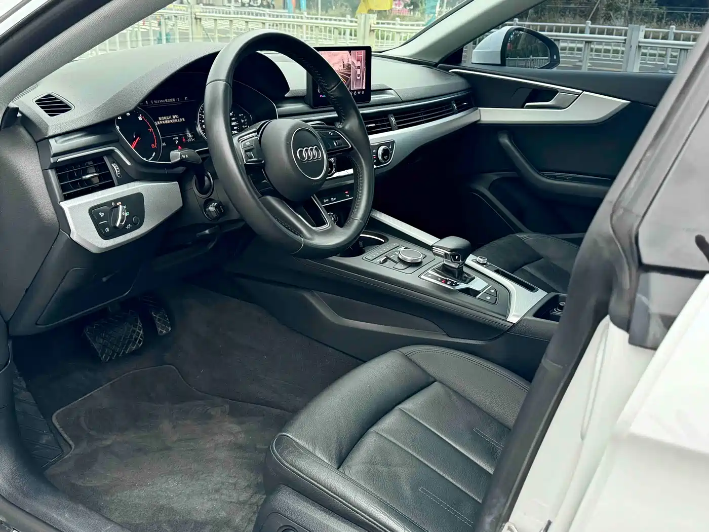 Audi A5 (Import) 2017 Sportback 40 TFSI Fashion фото 4