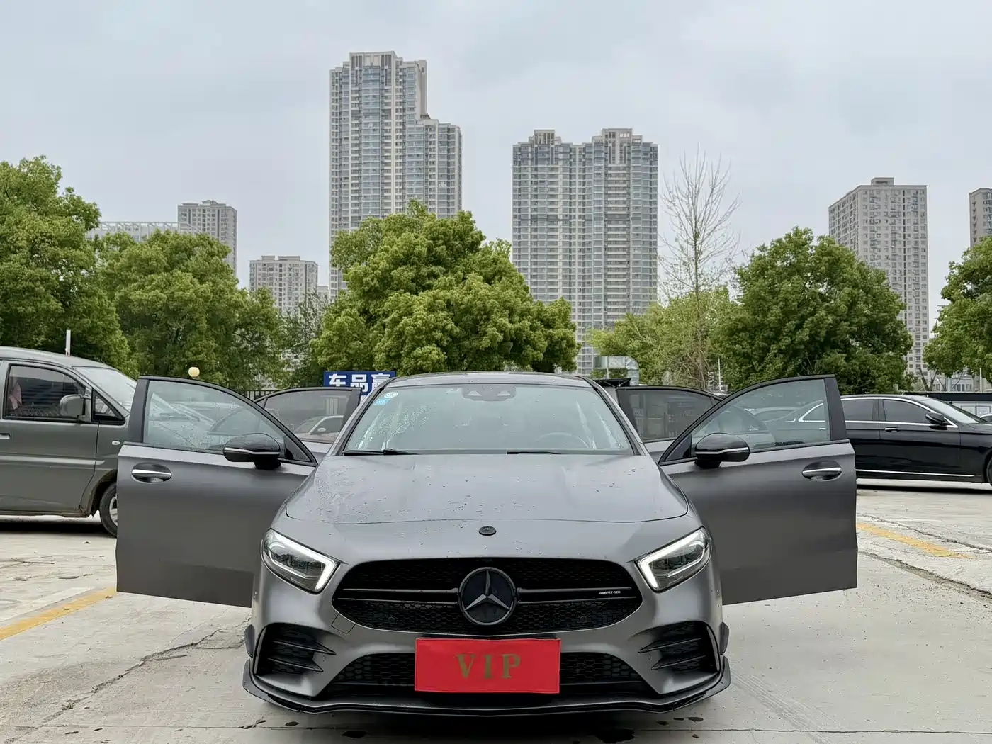 Mercedes-Benz A-Class AMG 2022 AMG A 35 L 4MATIC фото 10