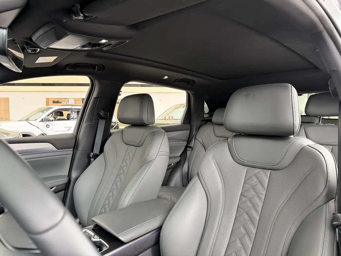 BYD Song L DM-i 2025 Smart Drive 160km Premium фото 17