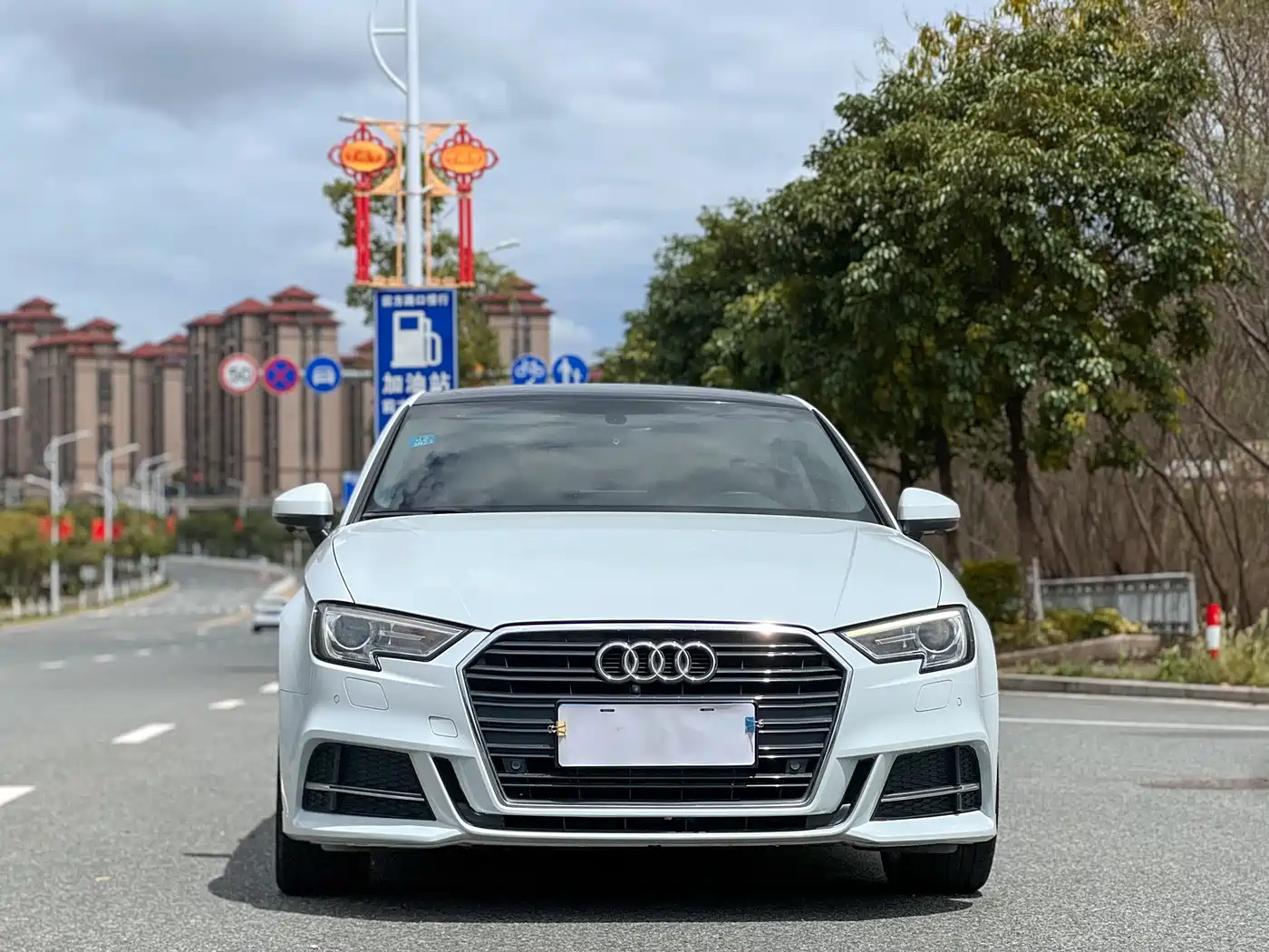 Audi A3 2018 30th Anniversary Limousine 35 TFSI Fashion фото 2