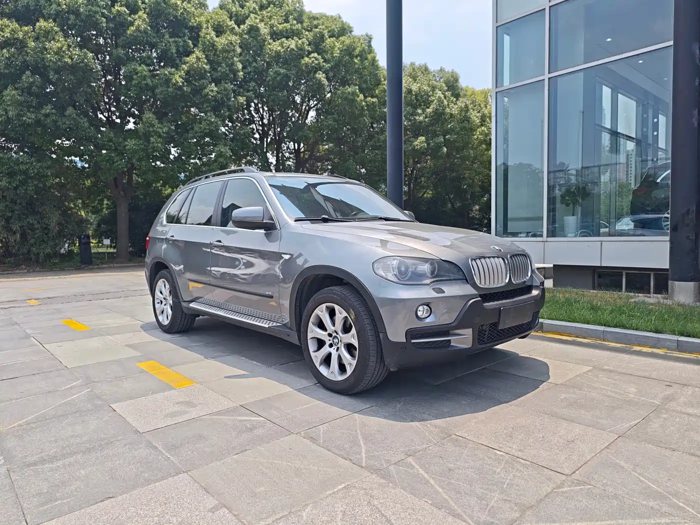 BMW X5 (Import) 2008 2008 Model xDrive48i Luxury Type