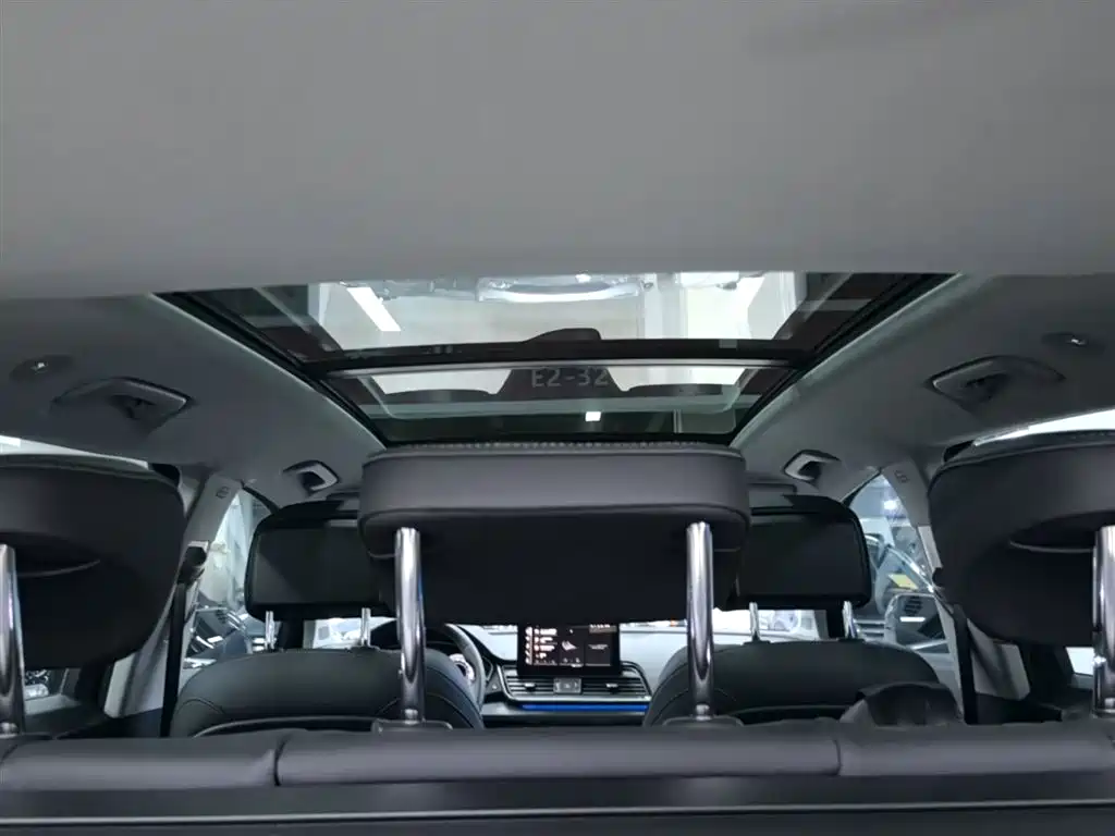 Audi Q5L 2022 Facelift 45T Luxury Dynamic фото 18