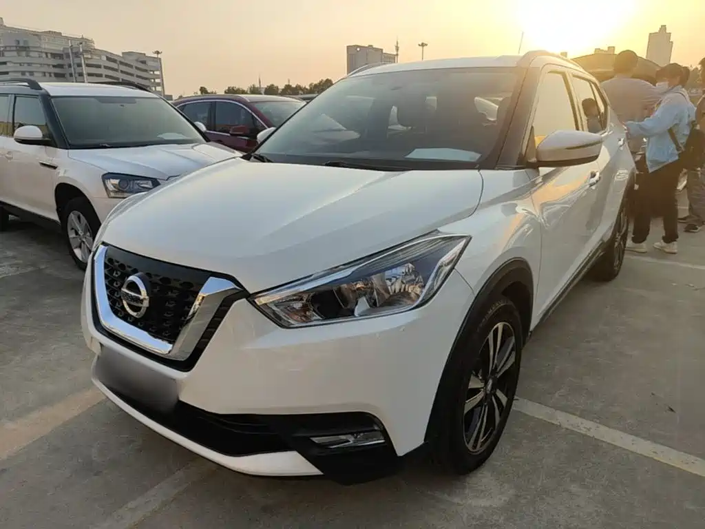 Фото 2 - Nissan Kicks