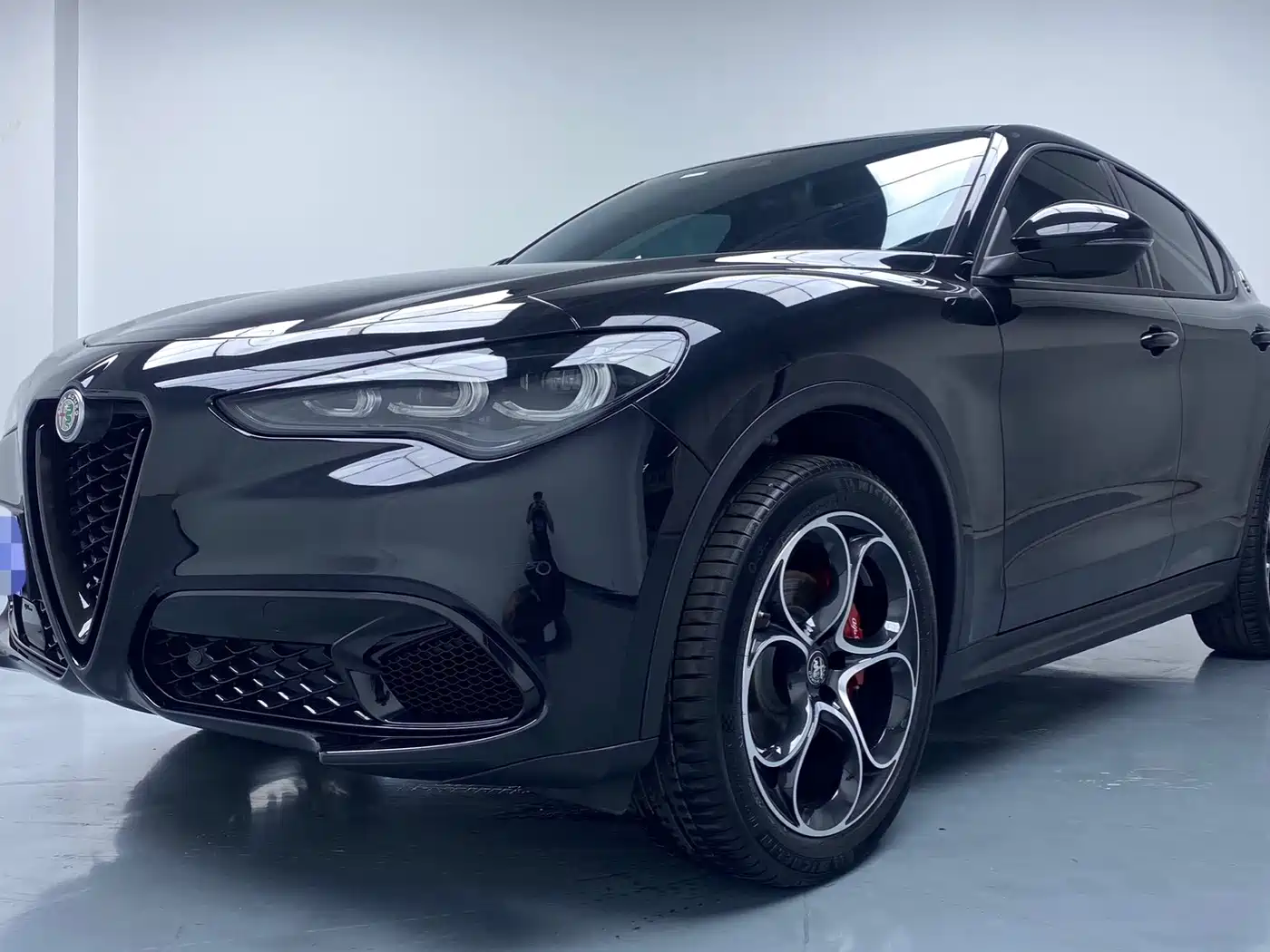 Alfa Romeo Stelvio, 2025 год