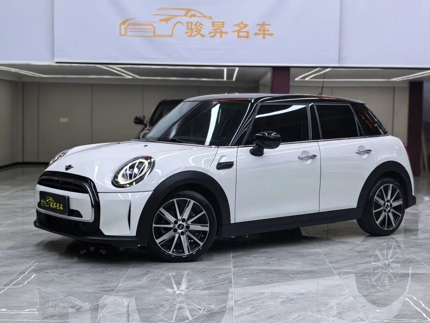 MINI MINI 2023 Facelift 1.5T COOPER Artist 5-Door