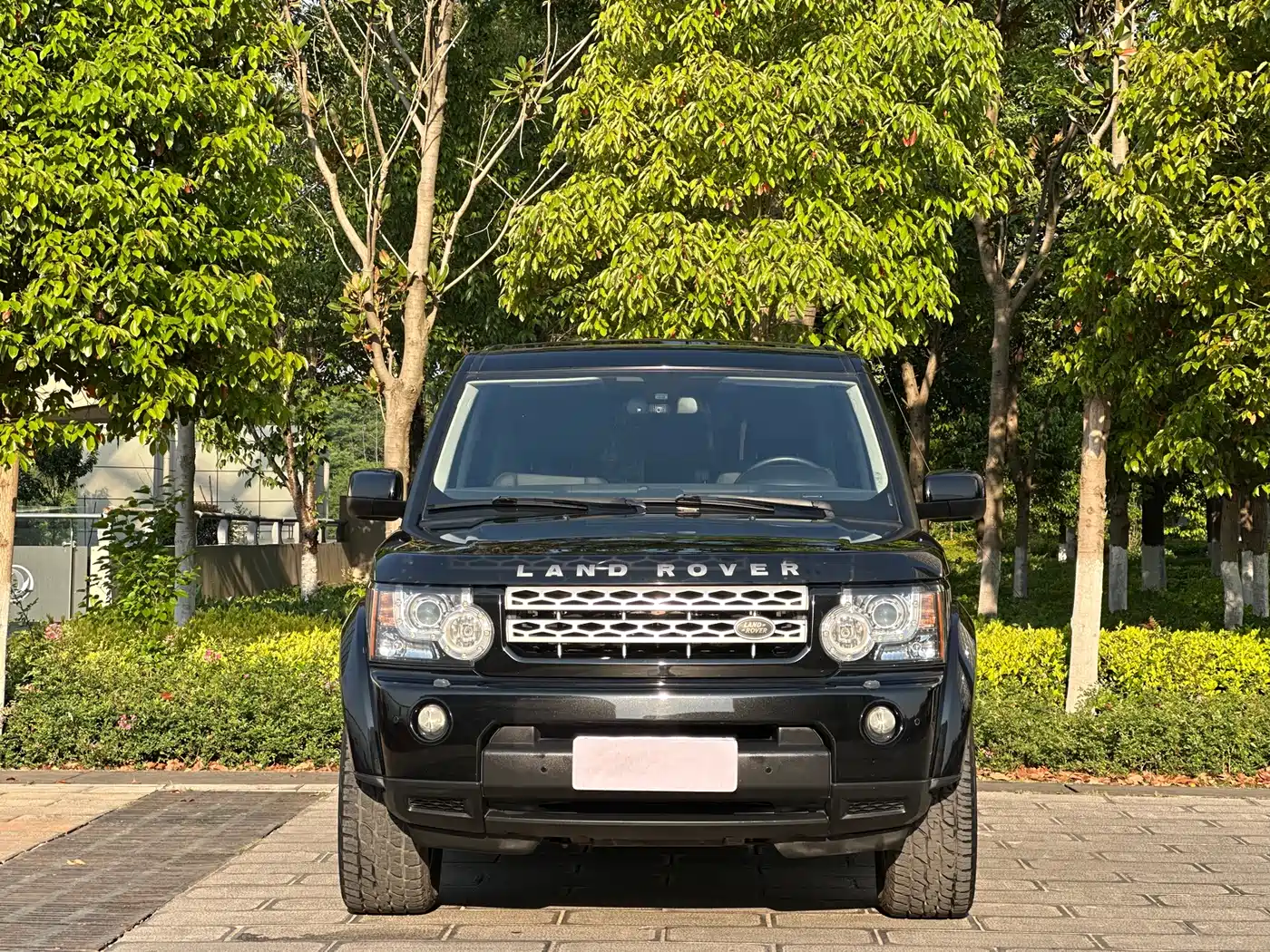 Land Rover Discovery 2012 3.0 SDV6 HSE Diesel фото 2