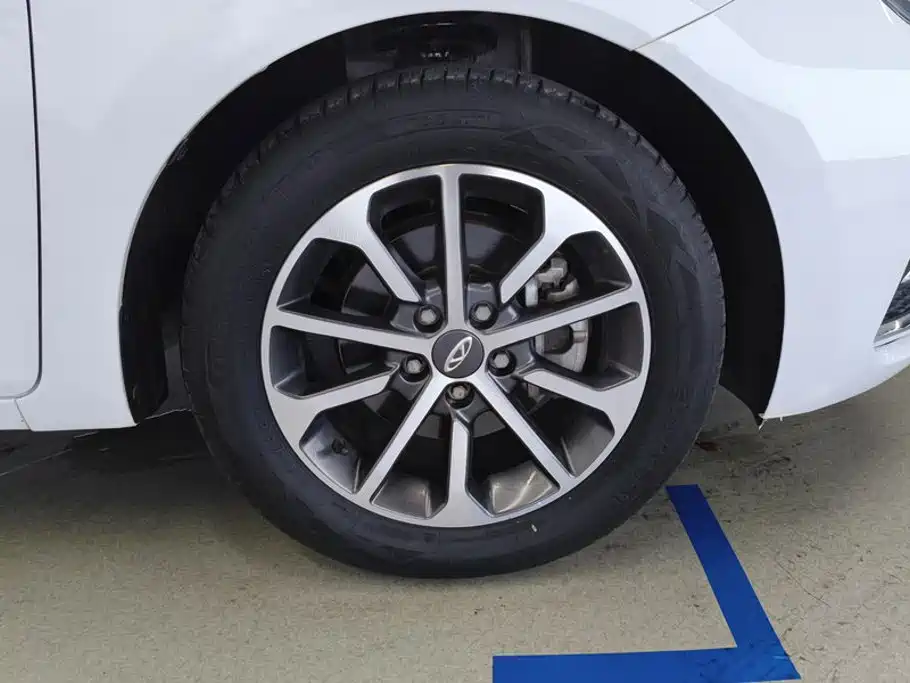 Фото 6 - Chery Arrizo 5