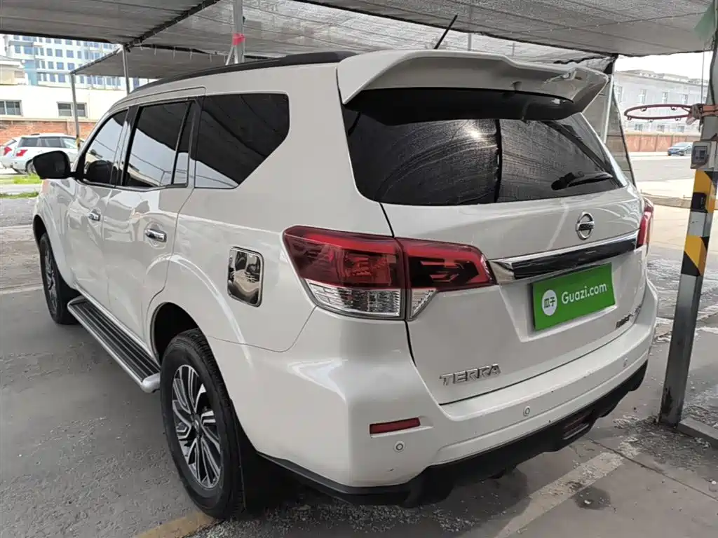 Nissan Terra 2019 2018 2.5L Automatic AWD Flagship
