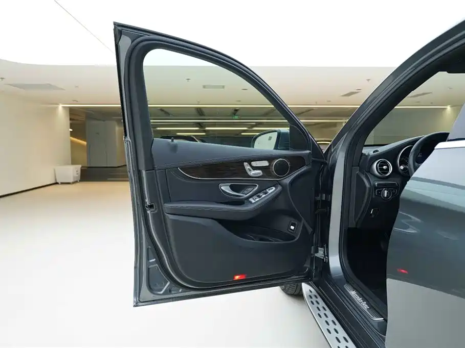 Mercedes-Benz GLC 2019 GLC 260 L 4MATIC Dynamic фото 15