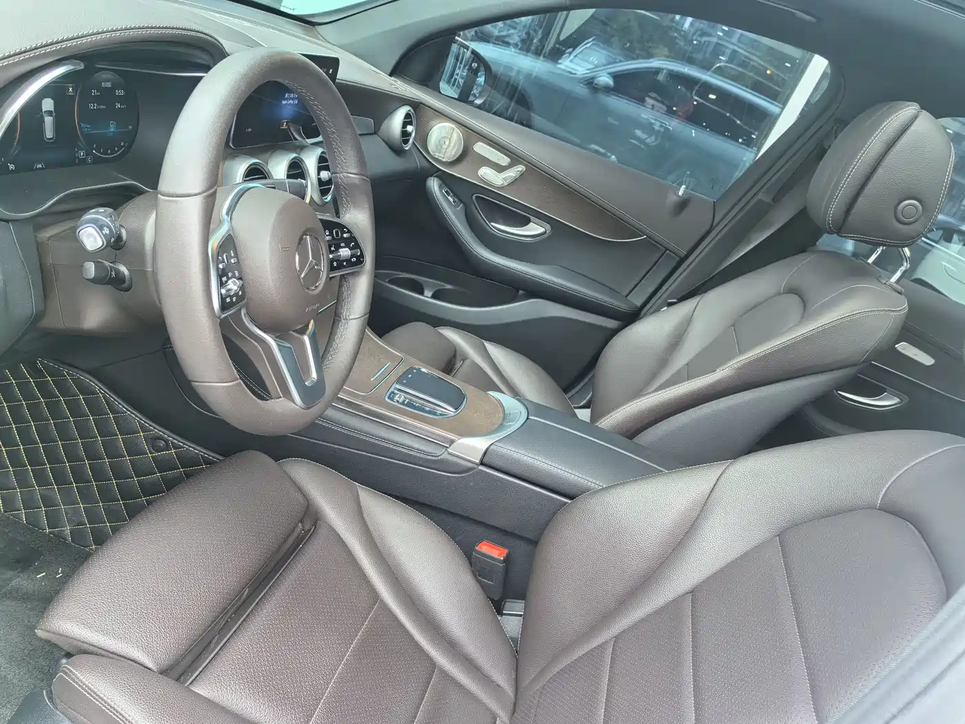 Mercedes-Benz GLC 2022 Model GLC 300 L 4MATIC Dynamic Edition фото 11