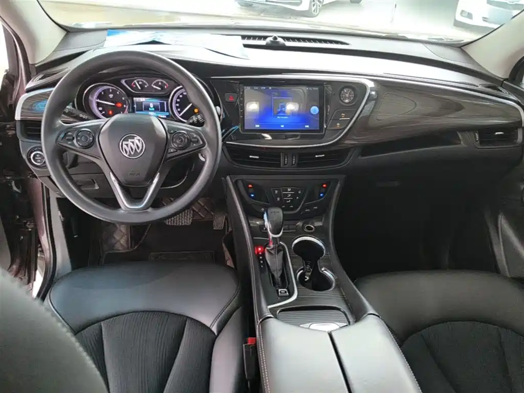 Buick Envision Plus 2018 20T 2WD Leading фото 10