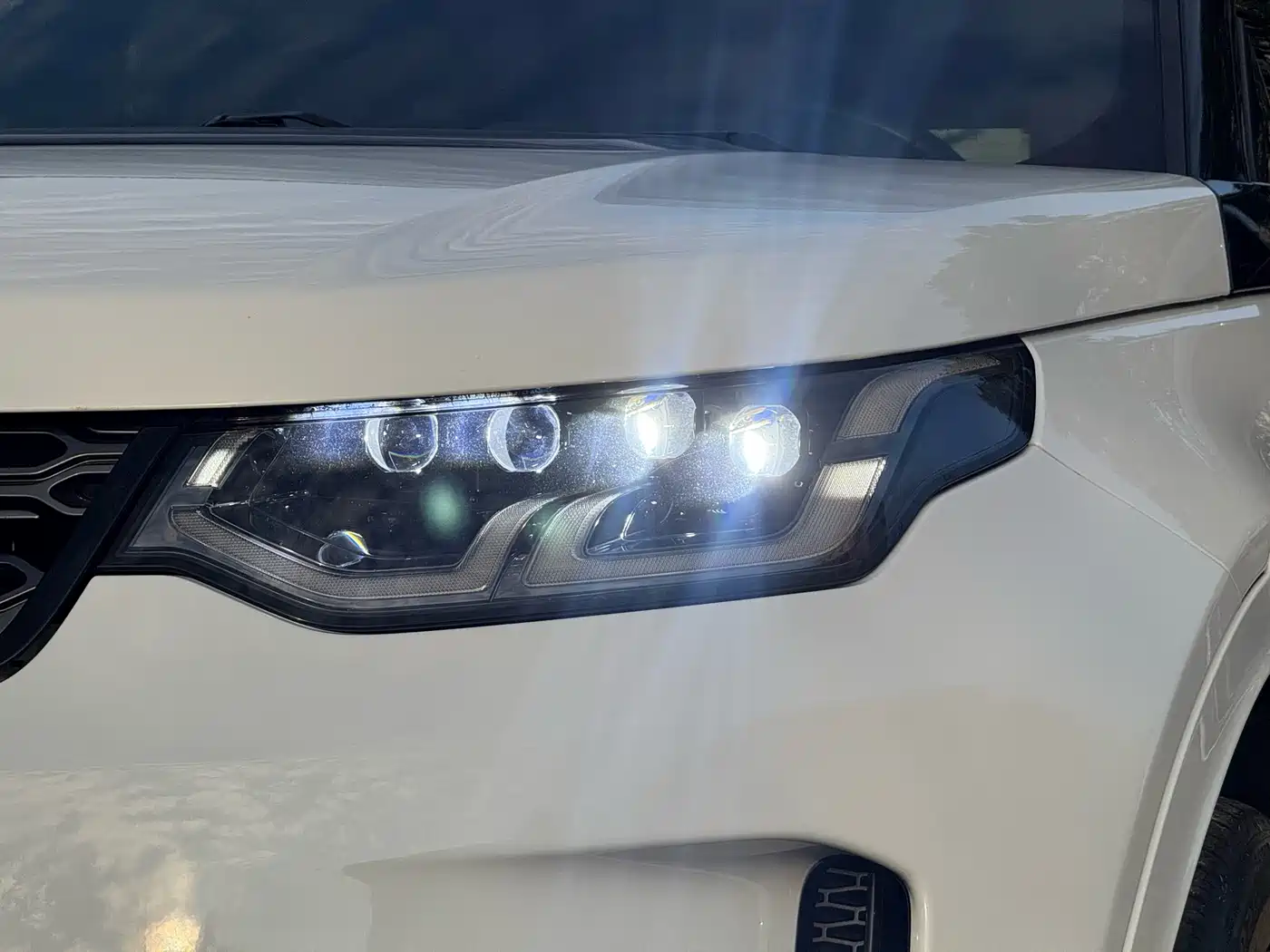 Land Rover Discovery Sport 2020 249PS R-Dynamic Performance Tech 5-seater фото 4