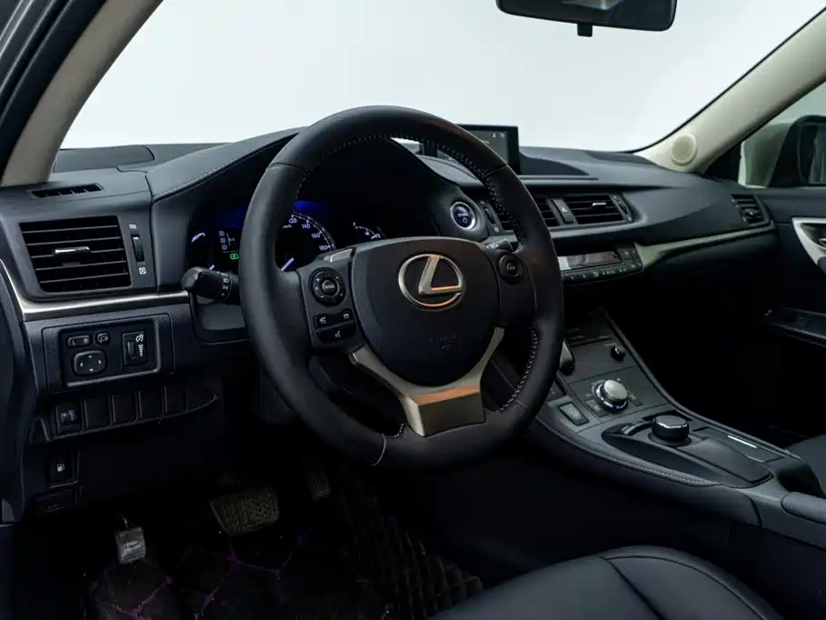 Lexus CT 2018 2017 CT200h Comfort (Single Color, China V)