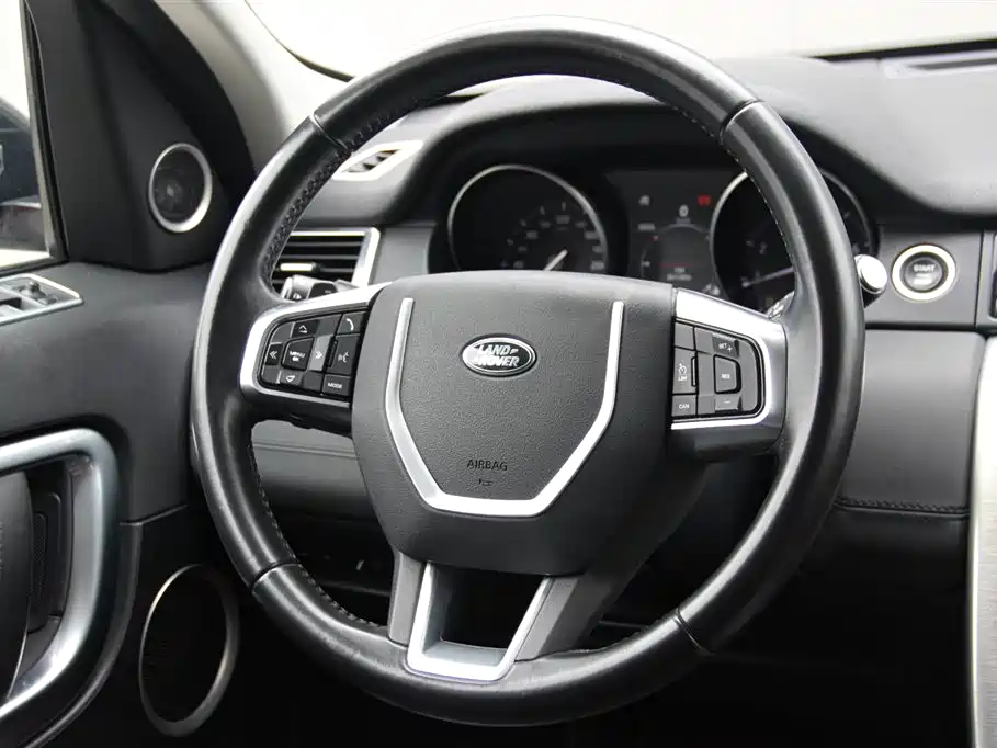 Land Rover Discovery Sport 2018 240PS HSE Edition фото 15