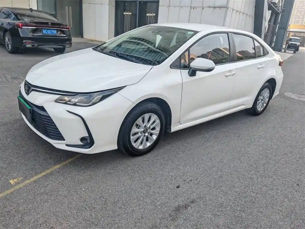 Toyota Corolla 2023 1.2T Pioneer Edition фото 2