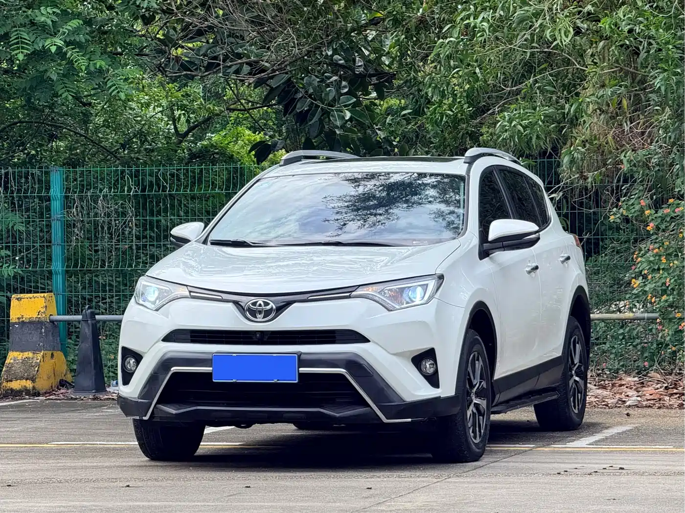 Toyota RAV4 Rongfang 2019 2.0L CVT 2WD Trend Edition China VI