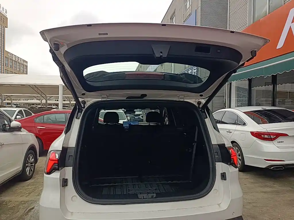 Geely Haoyue L 2024 2024 Model 2.0T DCT Premium