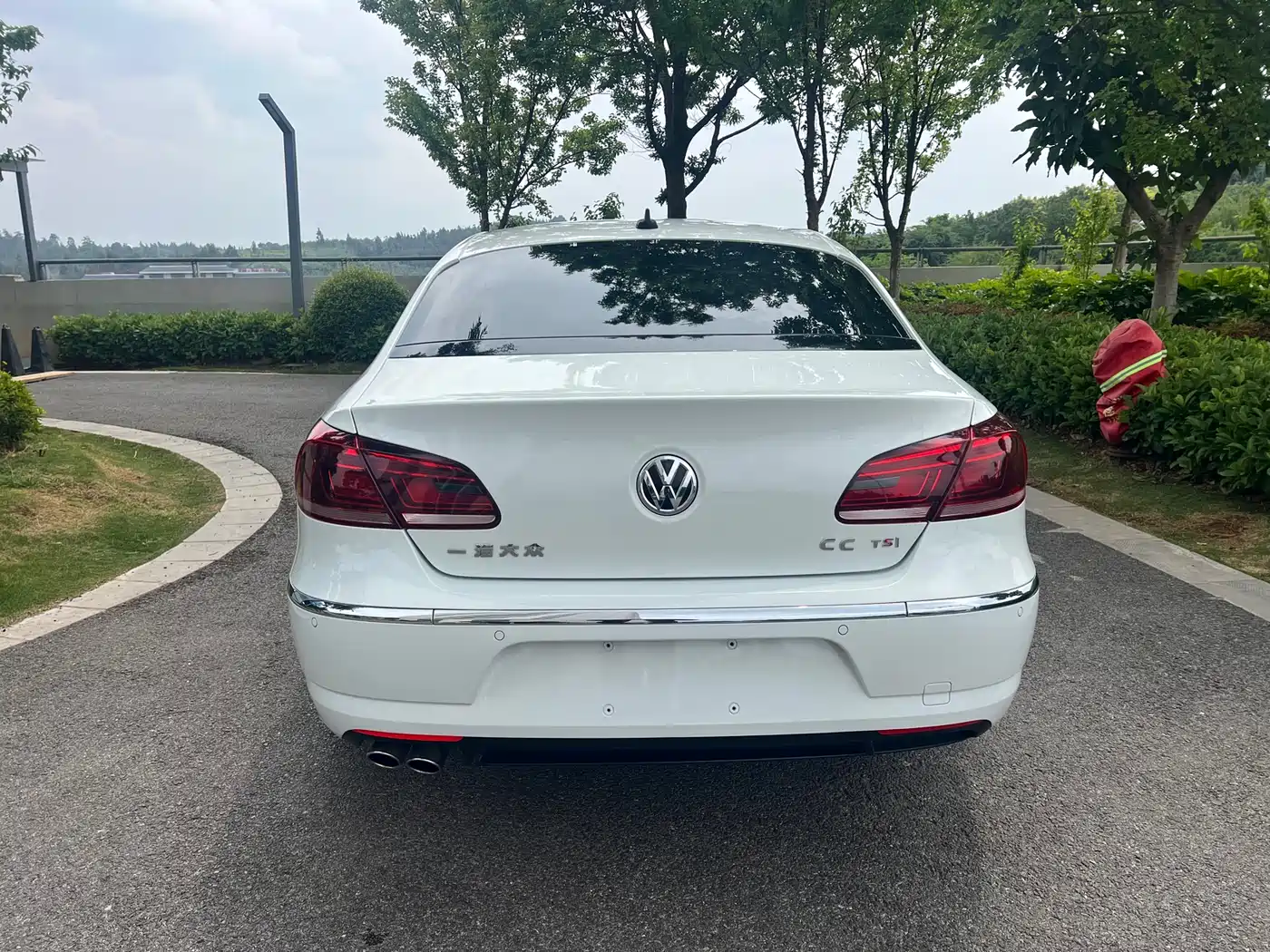 Volkswagen FAW-Volkswagen CC 2016 Model 1.8TSI Premium фото 14