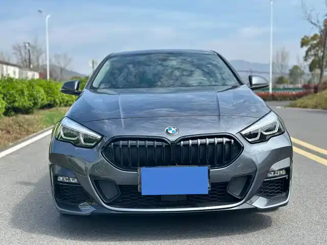 BMW 2 Series 225i, четырёхдверное купе, M Чёрный спорт-пакет