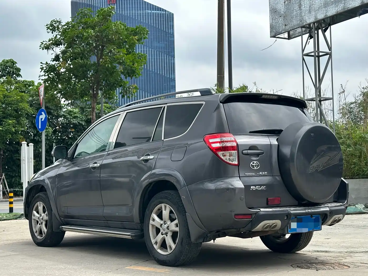Toyota RAV4 Rongfang 2011 2.4L Automatic 4WD Luxury Edition фото 7